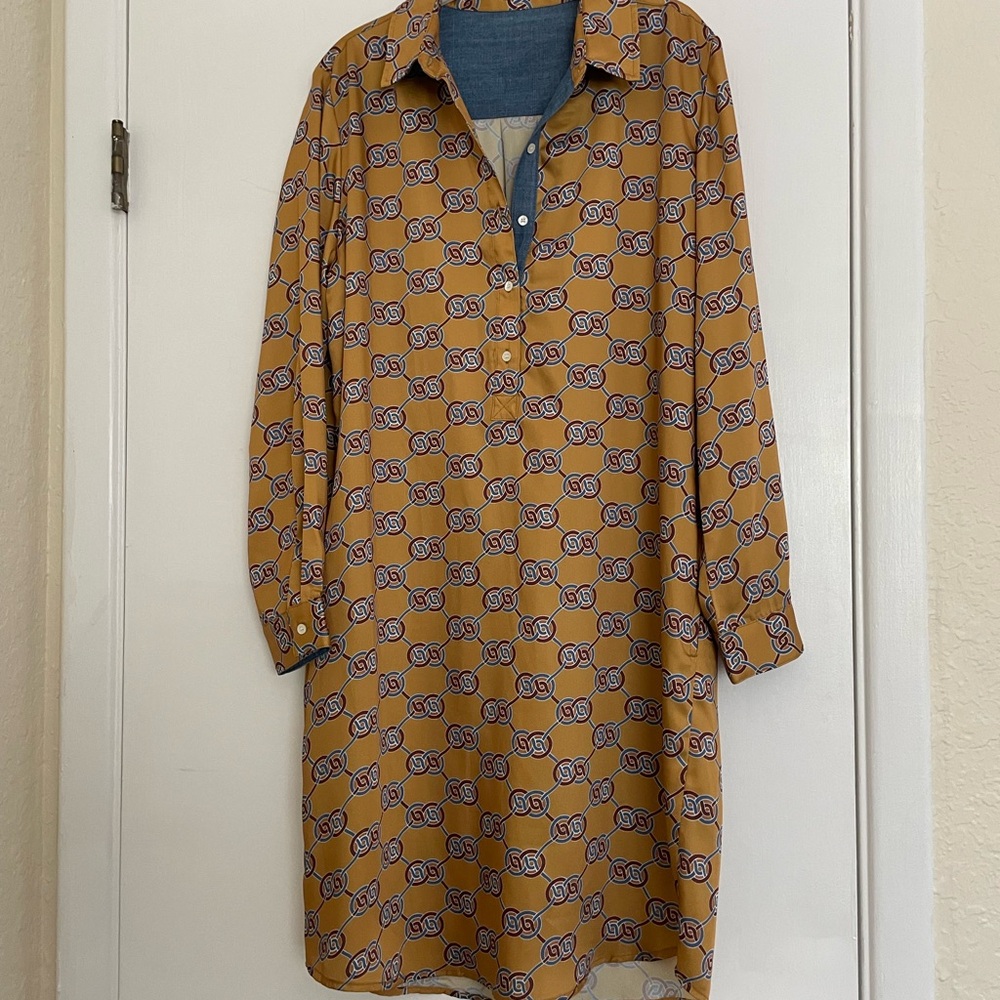J. McLaughlin Amara Heraldic Knot Knee length dress.